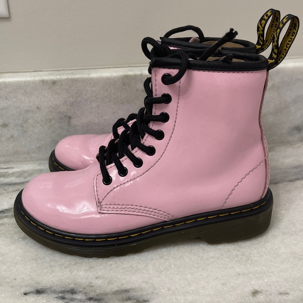 Dr. Martens Junior 1460 Kids Combat Boot Pink Patent Leather Lace-Up Size 1
